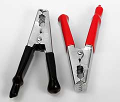 JR 2050 - CLIP BATERIA 50 AMP.AISL